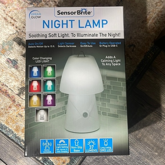 Night lamp - Picture 1 of 6